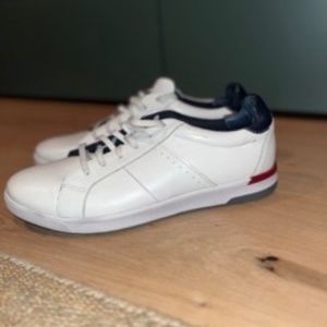 Florsheim Shoe Company - Men's Shoes